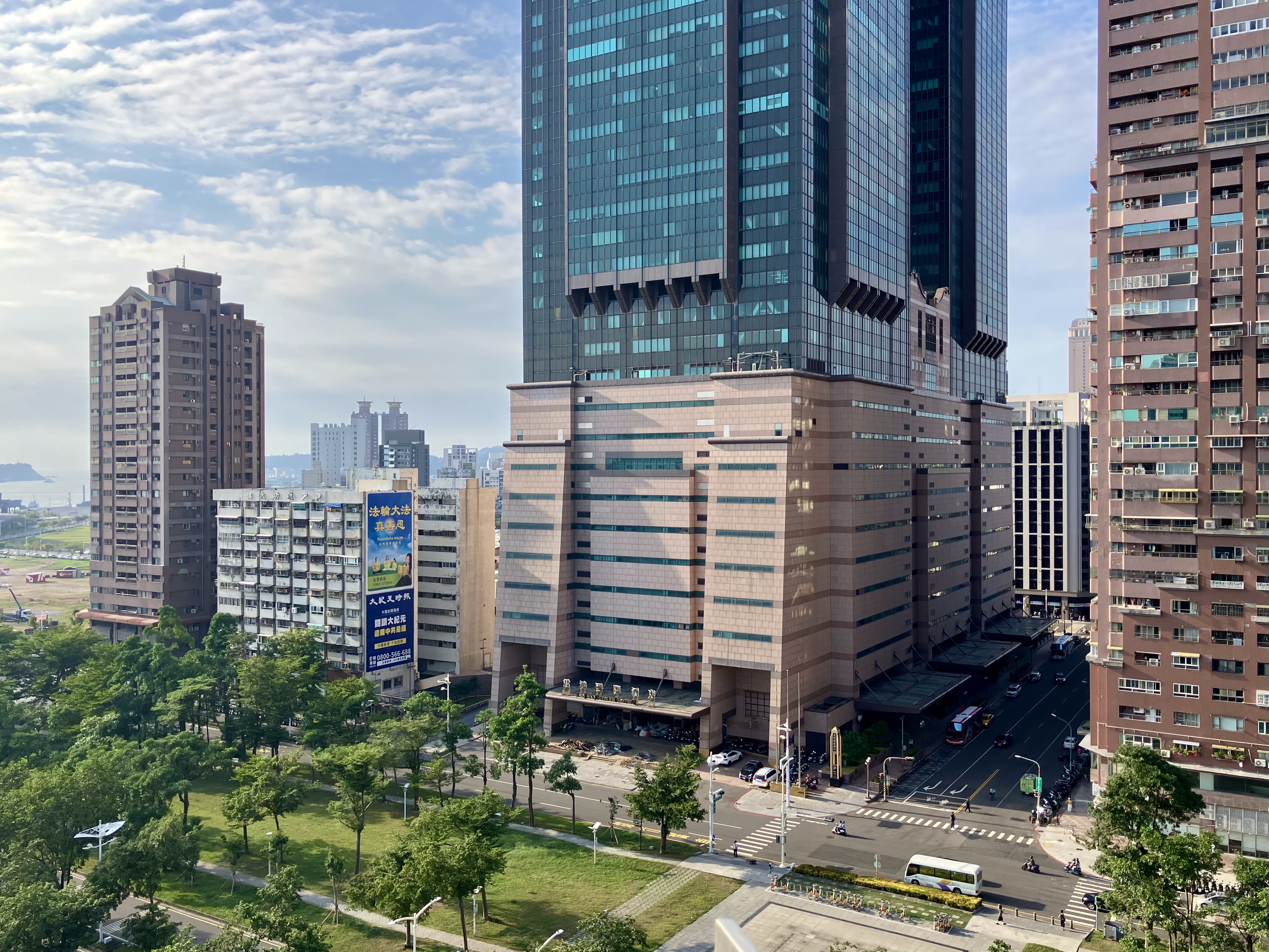 85大樓！很有空間......